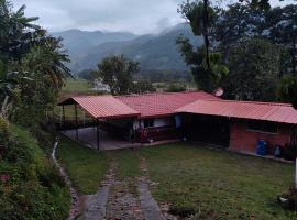 Villa Lucy, farm stay in Charalá