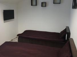 Ланцелот, Hotel in Novoyavorivsk
