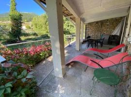 Les Gites de la Petite Boynarde, casa o chalet en Boyne