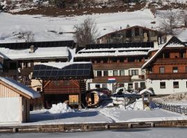 Haus Binter, hotel i Weissensee