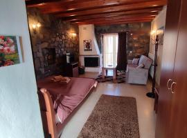 ΞΕΝΩΝΑΣ ΘΕΑ, cheap hotel in Palaios Agios Athanasios