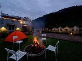 4Bed Luxe Villa with Breakfast l WiFi