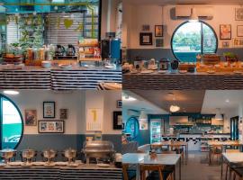 The Galla Hotel, khách sạn gần Sân bay Ranong - UNN, Ranong
