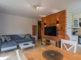 Karpacz4you "NAD ŁOMNICZKĄ" Apartament przy Deptaku 9,7 - GARAŻ - Wakacje w Górach !!!
