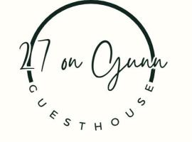 27 on Gunn Street, khách sạn ở Bloemfontein