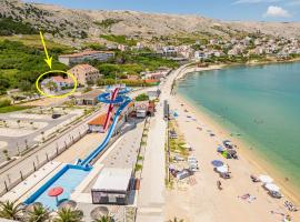 Apartmani Curic beachfront by Pag tours, hotel a Pag