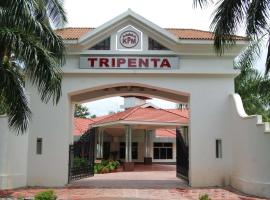 Hotel KPM Tripenta, hotel with parking in Palakkad