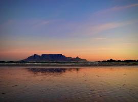 BellMatt - Table Mountain and Ocean View Guests Suites, вариант проживания в семье в Кейптауне
