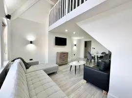 Luxury Duplex City Centre Apartment