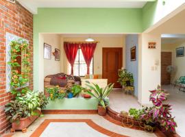 Hostal Cartagonova - Habitaciones privadas y amplias cerca a zonas turísticas, casa de huéspedes en Cartagena de Indias