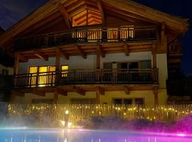 Luxus Chalet - Zentral - Poolblick mit Sauna, hotel a Seefeld in Tirol