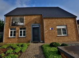 Vakantiewoning Casa Maran in een groene omgeving te Heusden-Zolder, hotel v destinácii Heusden-Zolder