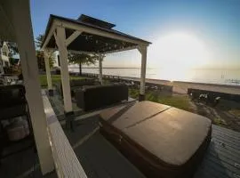 Historic Oneida Lakefront 2BR 1BA Condo 4