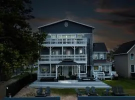 The Historic Oneida Lake House - Condo 2