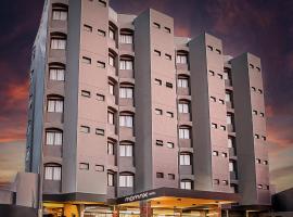 Momax Hotel, hotel em Marília