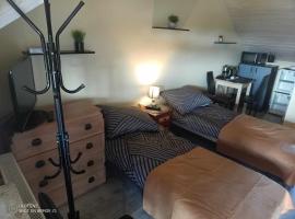 NOCLEGI Marek - Darłowo Centrum, hostel v destinaci Darłowo