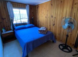 Hermosa cabaña totalmente equipada en barra del Chuy, cottage in Barra del Chuy