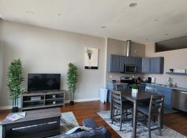 Trendy Midtown Lofts, homestay in Cleveland