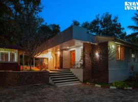 StayVista at Golden Crest - Pet Friendly Villa with Breakfast, hotel pet friendly a Mysore