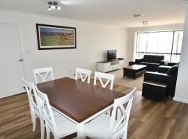 Ascot Gardens Serviced Apartments, apartamento em Dubbo