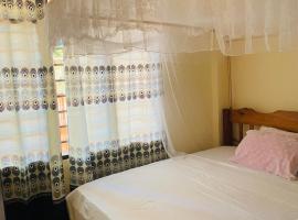 Julia Top Holiday Home, hotel Diani Beachban