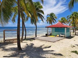 Studios Angoreva vue mer ou jardin - Village Pierre et Vacances - Sainte-Anne Guadeloupe, hotel en Courcelles