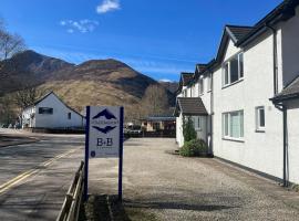 Strathassynt Guest House، فندق في غلينكو