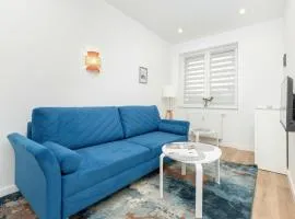 Charming Apartment Świętojańska in Gdynia by Noclegi Renters