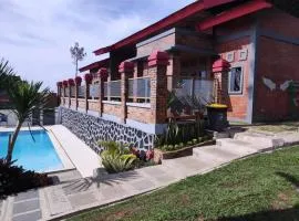 Villa Forest Puncak