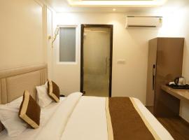 Hotel Kartar grand, hotel u gradu Kanpur