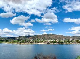 casas lago san roque, semesterhus i Villa Carlos Paz