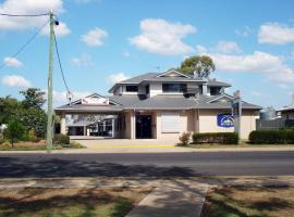  Oakey Army Aviation Centre - OKY 근처 호텔 Oakey Motor Inn