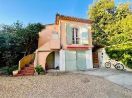 Chambre indépendante à Lezignan-la-Cèbe, pension in Lézignan-la-Cèbe