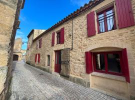 Le vieux Fournil, hytte i Castillon-du-Gard