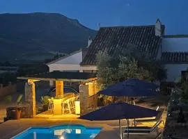 Casas Demi verhuurhuis en appartement
