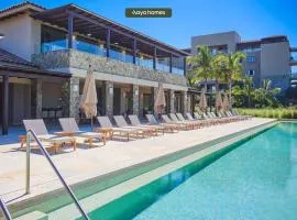 Luxury 3BR Condo w/ Private Pool - Beach - Golf
