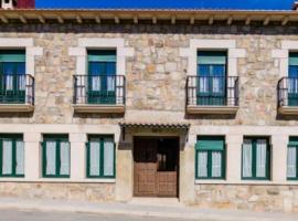 Casas Rurales TIO CLAUDIO I y II, casa o chalet en El Barraco