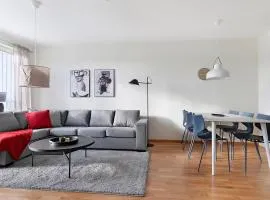 Guestly Homes - 3BR Corporate Comfort