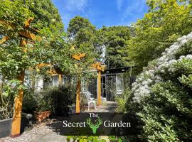 Zemu izmaksu kategorijas viesnīca The Secret Garden at Old Drynie House Invernesā