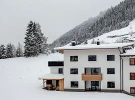 Apartment Leo-3 by Interhome