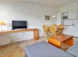 Apartment Wemund - 500m from the sea in Western Jutland by Interhome, hotel Lakolk városában