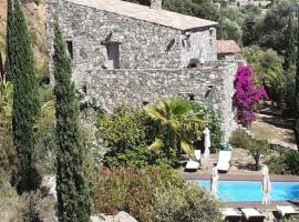 LUXURY 270M² HOUSE OF CHARACTER IN OLD STONES WITH HEATED POOL, NEAR CALVI, villa à Calenzana