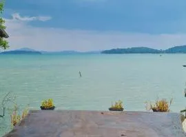 Star house Seaview Lanta old town