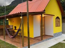 chalé 1 canto das montanhas, hotel v destinaci Caparaó Velho