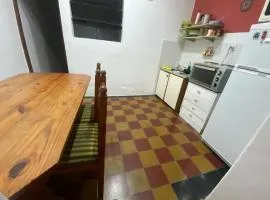 Depto a una cuadra de costanera Gualeguaychú hta 4 personas