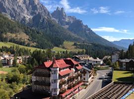 Panoramic apartment n 71, hotel en San Martino di Castrozza