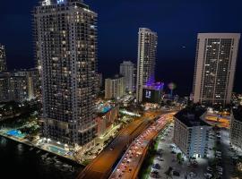 Smart Stay Near the Ocean 2Full Beds Beach Studio, hotel in Hallandale Beach