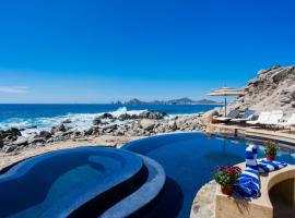 Casa Luna - Luxury Villa - Oceanfront, Private Infinite Pool & Cabos Arch view, hotel in El Pueblito