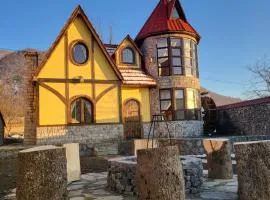 Fairytale Land - Heated pool