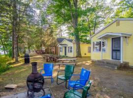 Smith Family Cottages - Cottage #2, βίλα σε Indian River